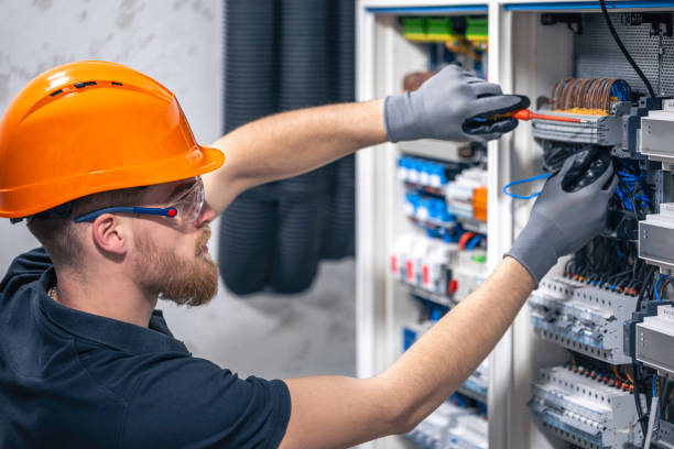 Best Electrical Outlet Repair  in Carlsbad, NM